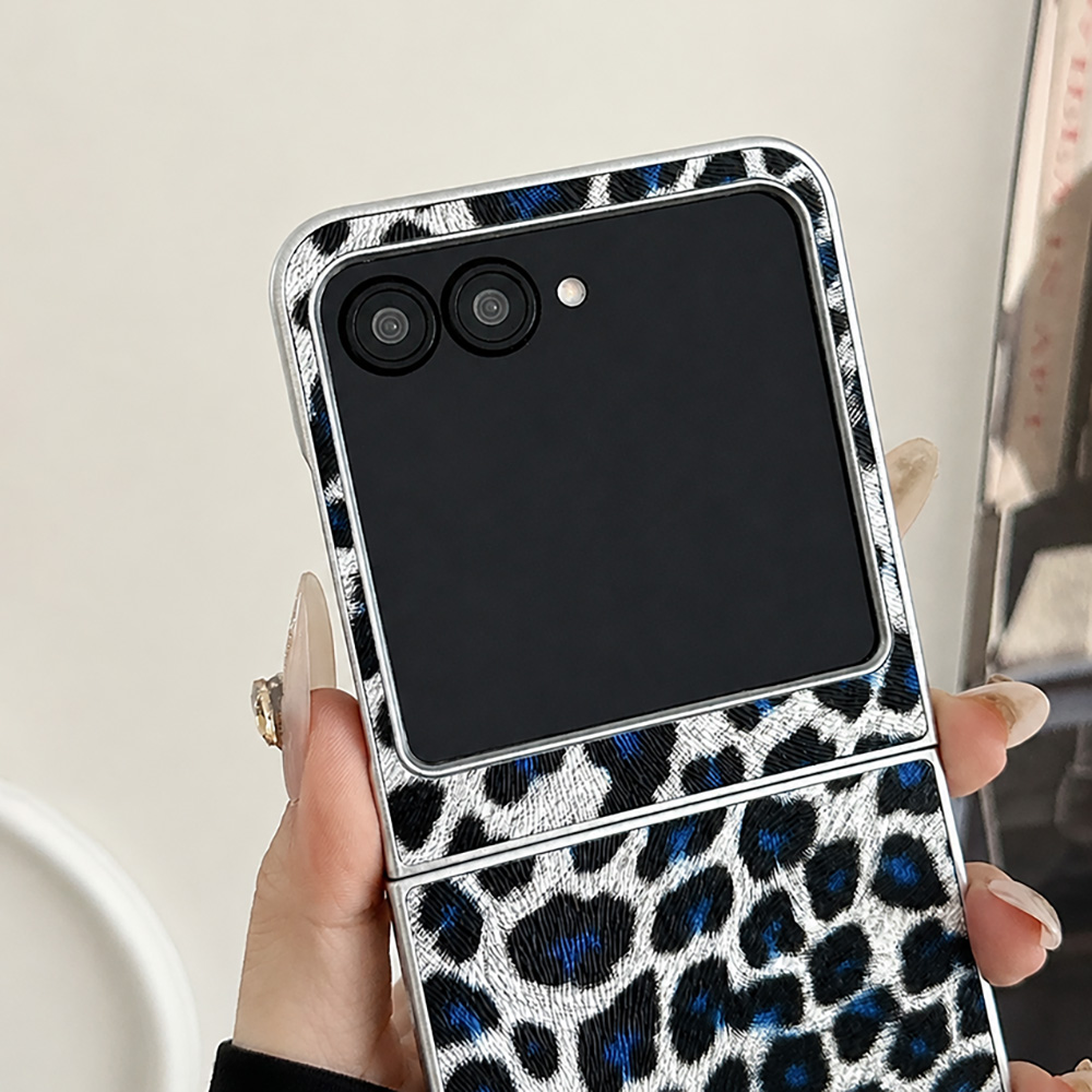 Casing Ponsel Lipat Motif Maca - Travel Accessories Case ulasan dan harga